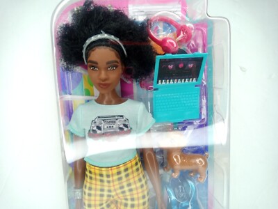 Barbie ロサンゼルス　3体セット【送料無料】 Amazon.com: Barbie Family & Friends Cupcake Baking Backpack Blonde