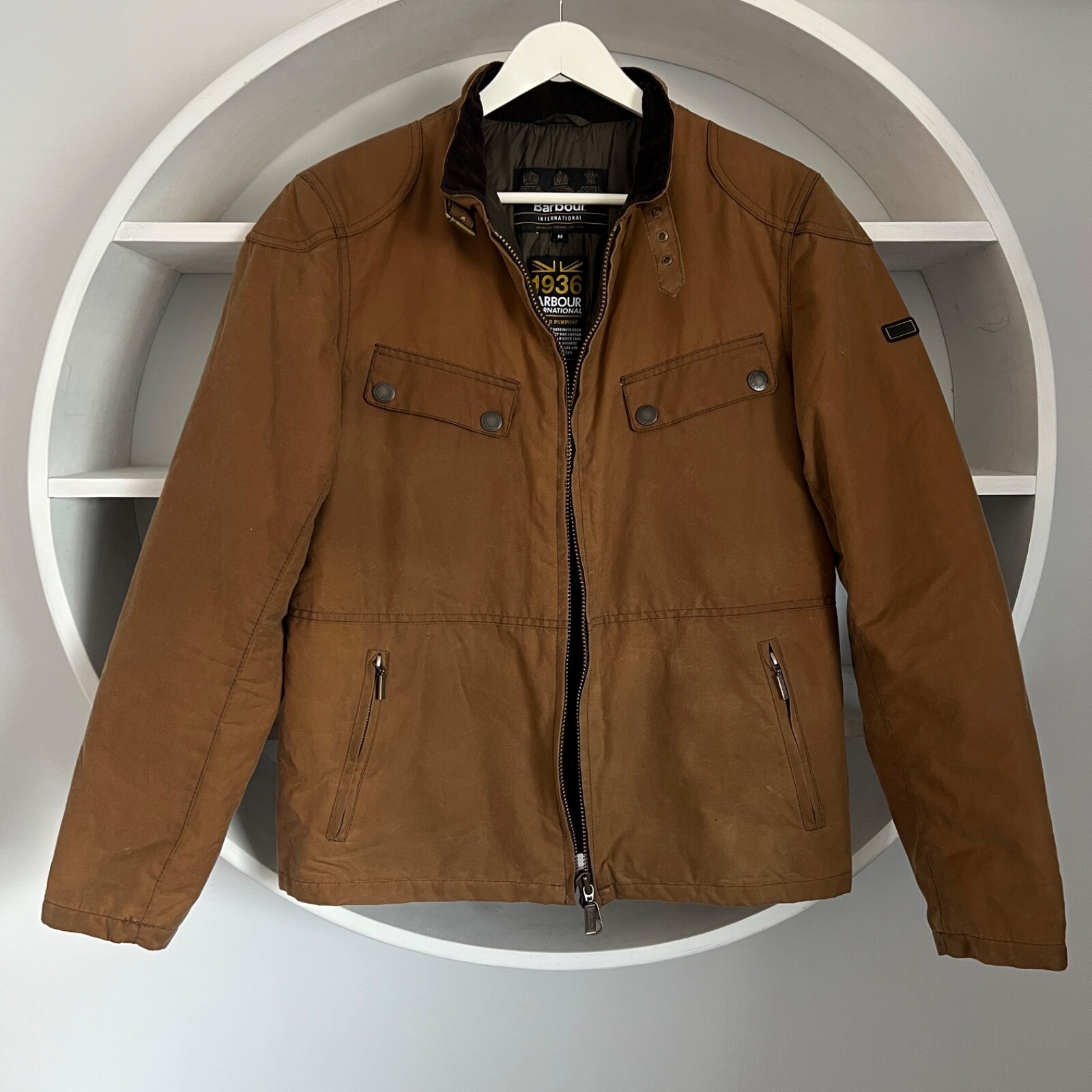 Men's BARBOUR INTERNATIONAL VALVE Brown Waxed Motorcycle Jacket Size M