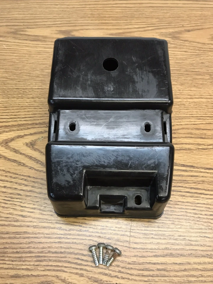 KAWASAKI VULCAN 750 1986-2006 CAJA HERRAMIENTAS PIEZA # 32098-1058 Foto 2 de 4