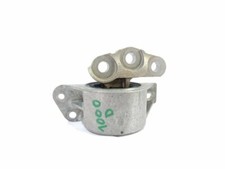 00557036510 301020 engine mounting bracket rh for FIAT 500 L (330) LOUNGE 2015