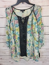 NWT Signature Studio Lacey Floral Cold Shoulder 3/4 Sleeve Top Women's 2X