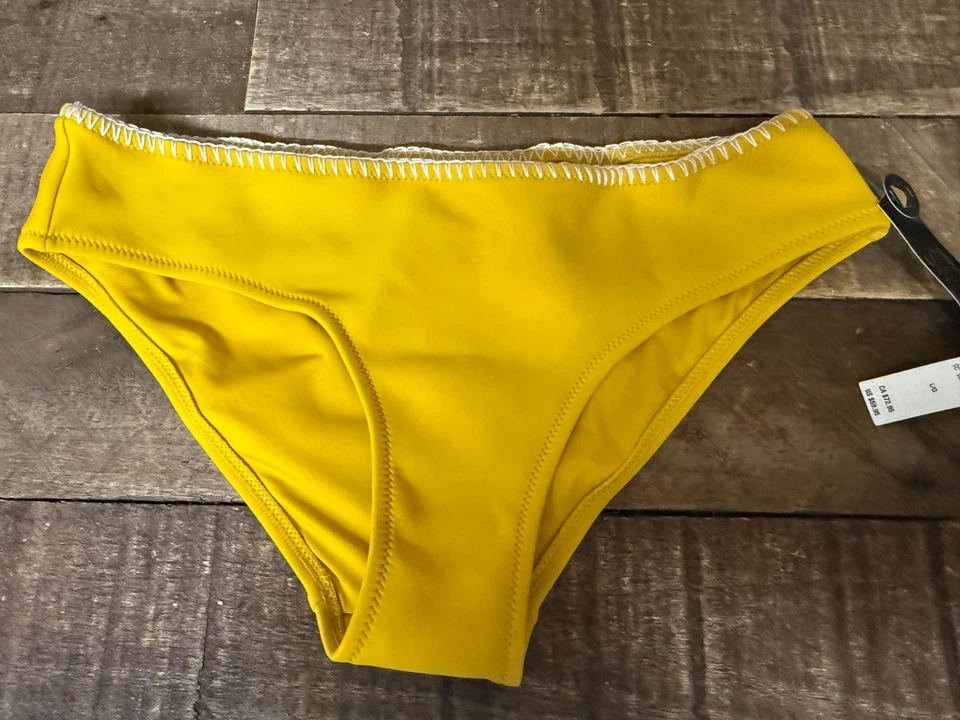 ⚡️Biquíni de natação Victoria's Secret crochê duas peças parte superior M parte inferior NOVO⚡️ - Imagem 4 de 4