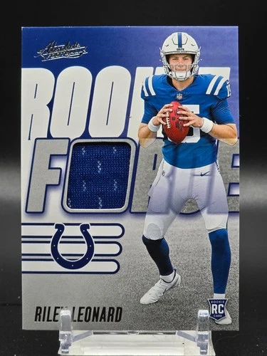 2025 Panini Absolute Riley Leonard Base (RAW)