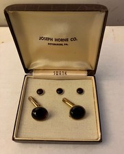 ART DECO SWANK GOLD TONE CUFFLINKS AND STUD SET W/RED GLASS CABOCHONS