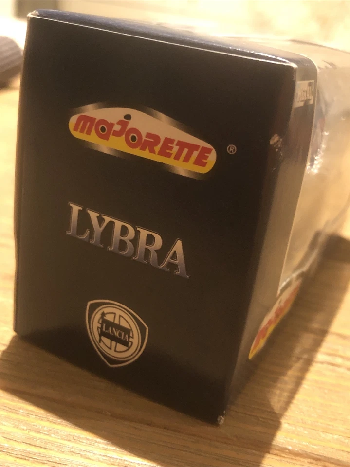 Vintage Majorette Landis Lybra Saloon 1998 Silver Grey 1/43 Diecast - Image 4 of 4