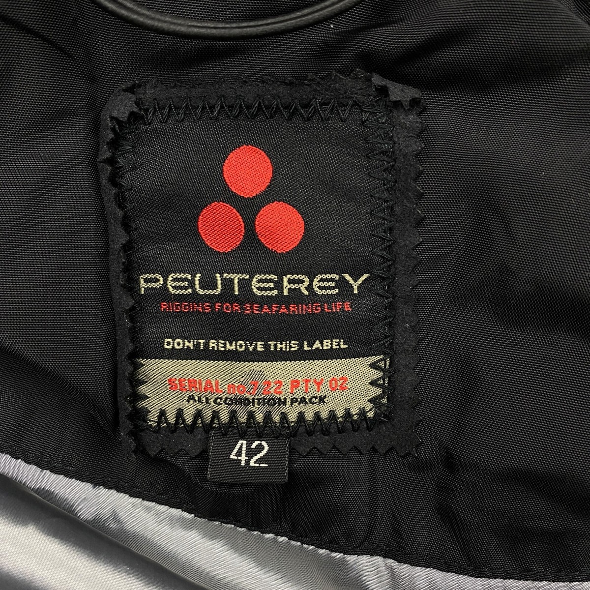 PEUTEREY Black Down Padded Jacket Coat Size IT 42 EU 38 UK