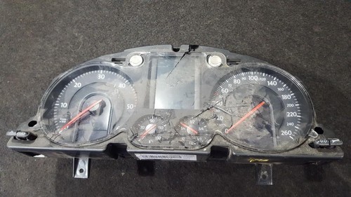 3c0920871e Tacho Tachometer Kombiinstrument  Volkswagen Passat DE225552-59