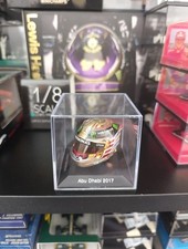 F1 Lewis Hamilton 1:8 Mercedes 2017 Minichamps GP Abu Dhabi
