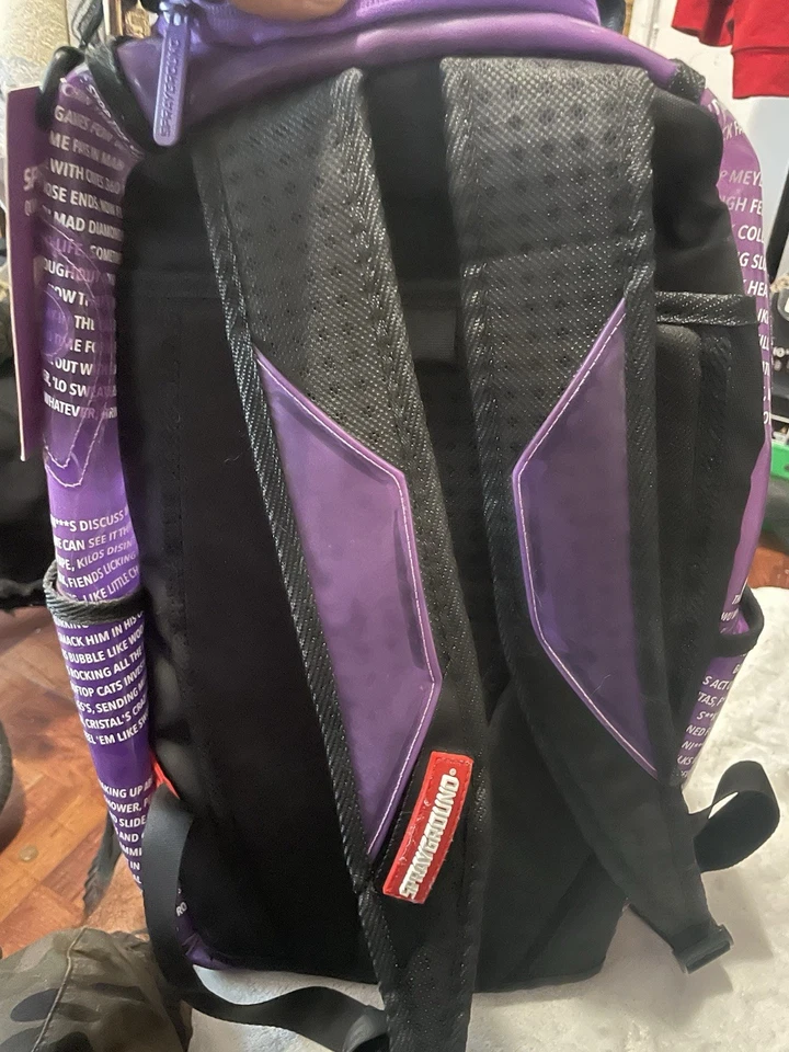 Mochila Sprayground Raekwon Fita Roxa Apenas Construída 4 Linx Cubano *MUITO RARA* - Imagem 4 de 4