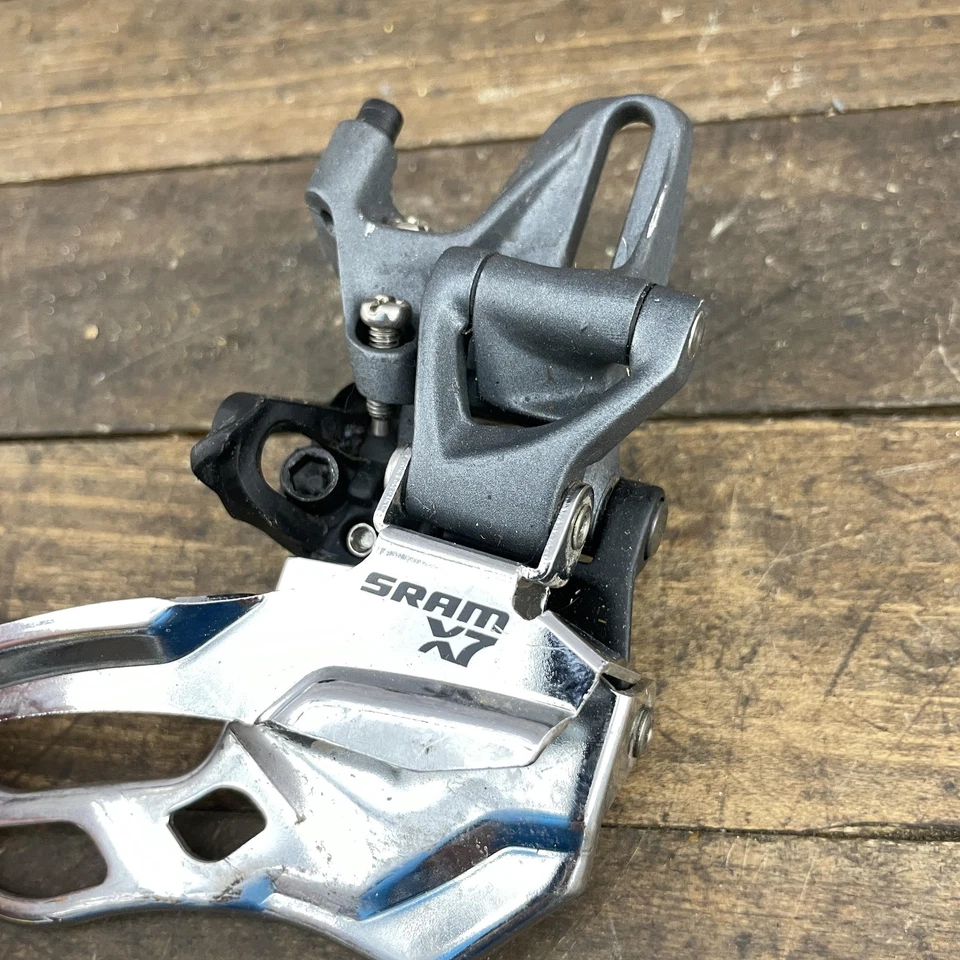 SRAM X7 Front Derailleur 3x10 Speed Direct Mount Chainstay Angle 66-69 MTB 10s - Image 2 of 4