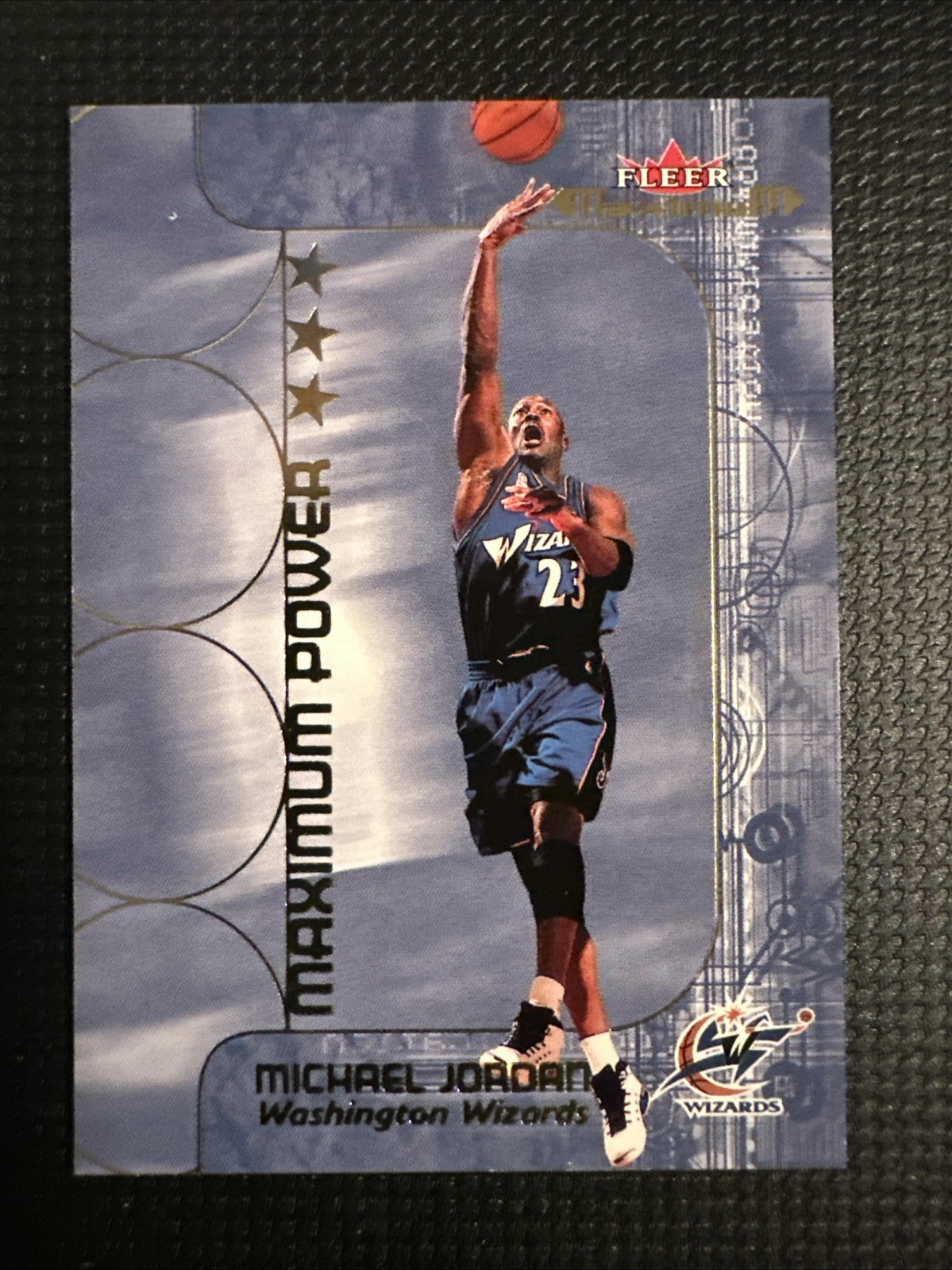 2001-02 Fleer Maximum Maximum Power Michael Jordan #2MX HOF GOAT