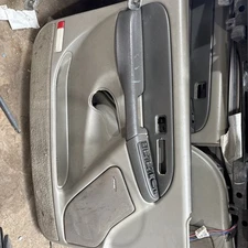 Chevrolet Tahoe OEM Interior Door Panels 15026933