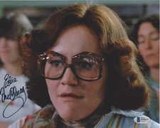 EDIE MCCLURG SIGNED AUTHENTIC 'CARRIE' HELEN 8X10 MOVIE PHOTO BECKETT COA BAS
