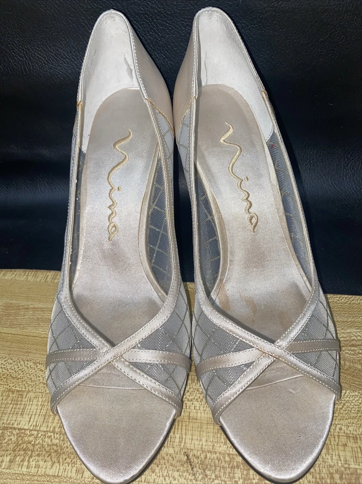 Nina Cream Satin Silver Glitter 3.5” Heels Leather Sole Sz 7.5 Open Toe Formal - Image 2 of 4