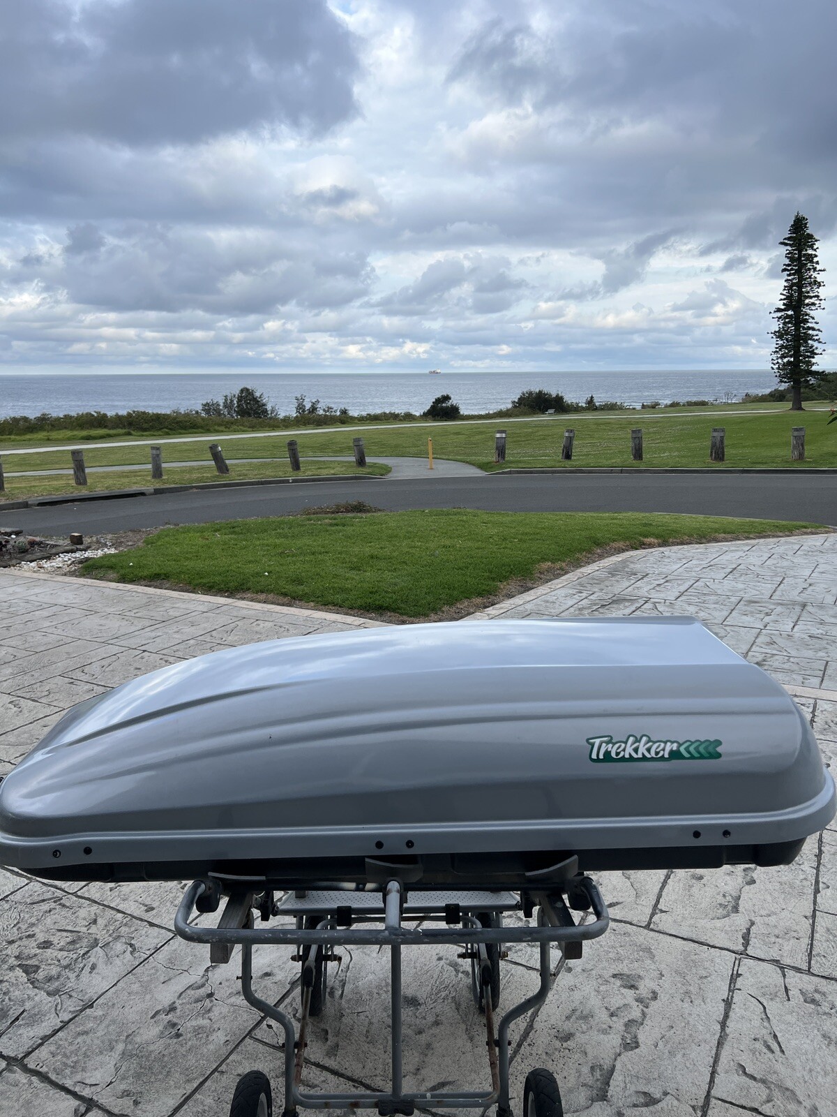 roof pod luggage pod, Trekker brand, apart from a couple of surface