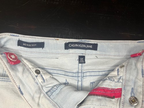 Calvin Klein Girls Size 6X Denim Jean Mid Rise Boy Cut Shorts White Wash - Picture 5 of 5