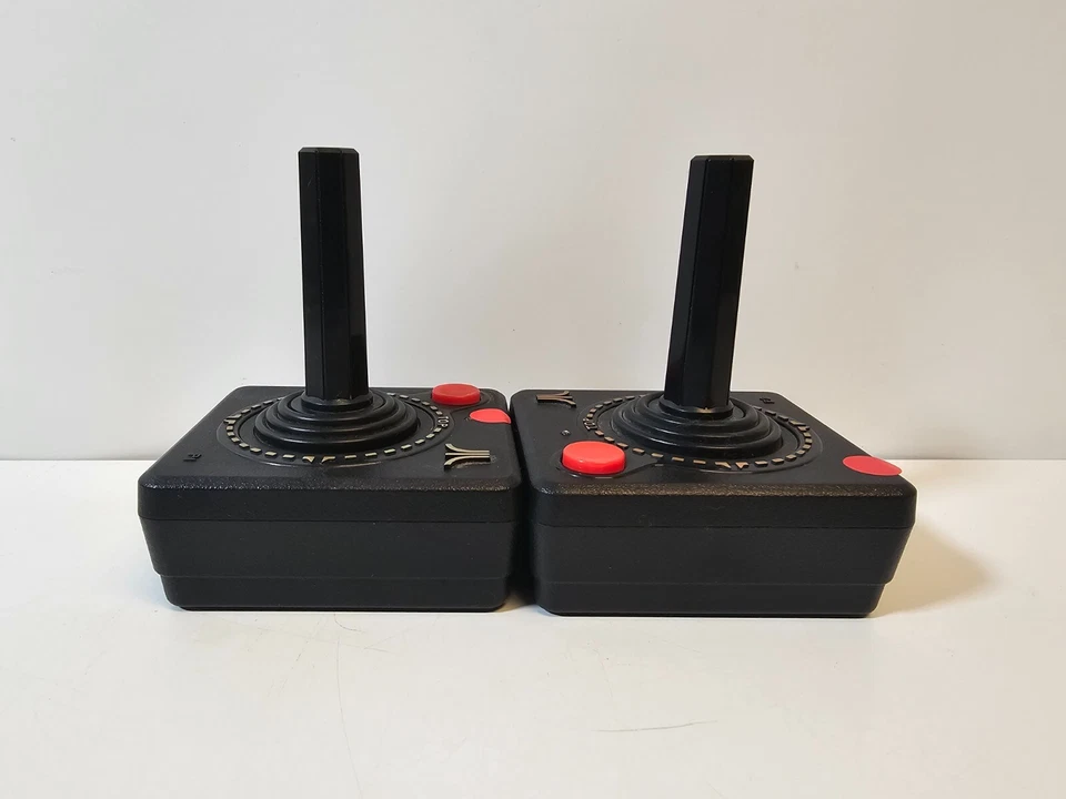 2 x Atari 2600 Joystick Authentic Original Vintage Retro Controllers - Image 4 of 4