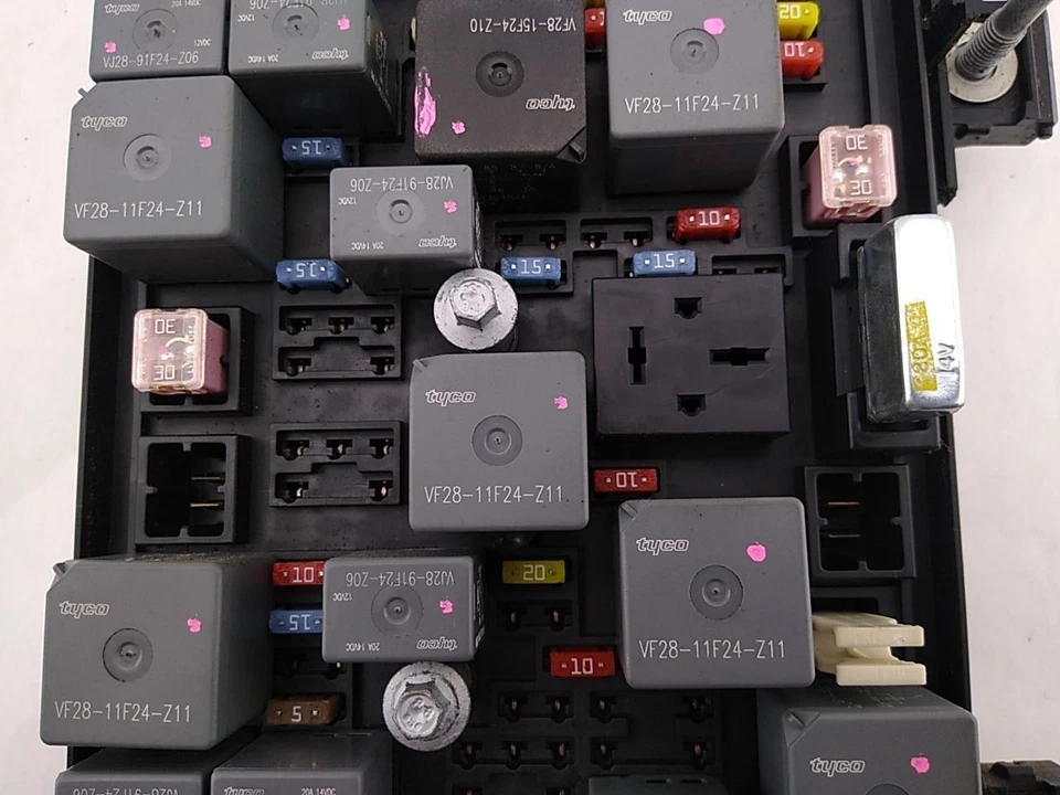 Caja de fusibles bahía motor Pontiac Solstice Saturn Sky 2,4 L 4 cilindros compatible con 2007-2009 Foto 4 de 4