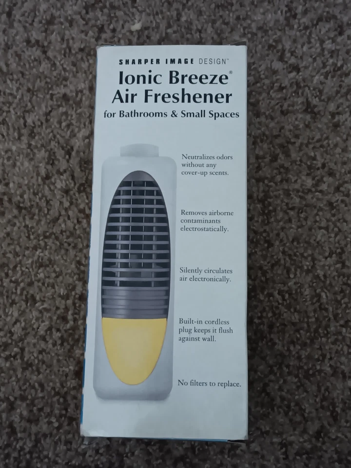 Ionic Breeze Sharper Image Plug In Air Purifier Freshener SI627 Sealed New - Image 2 of 2