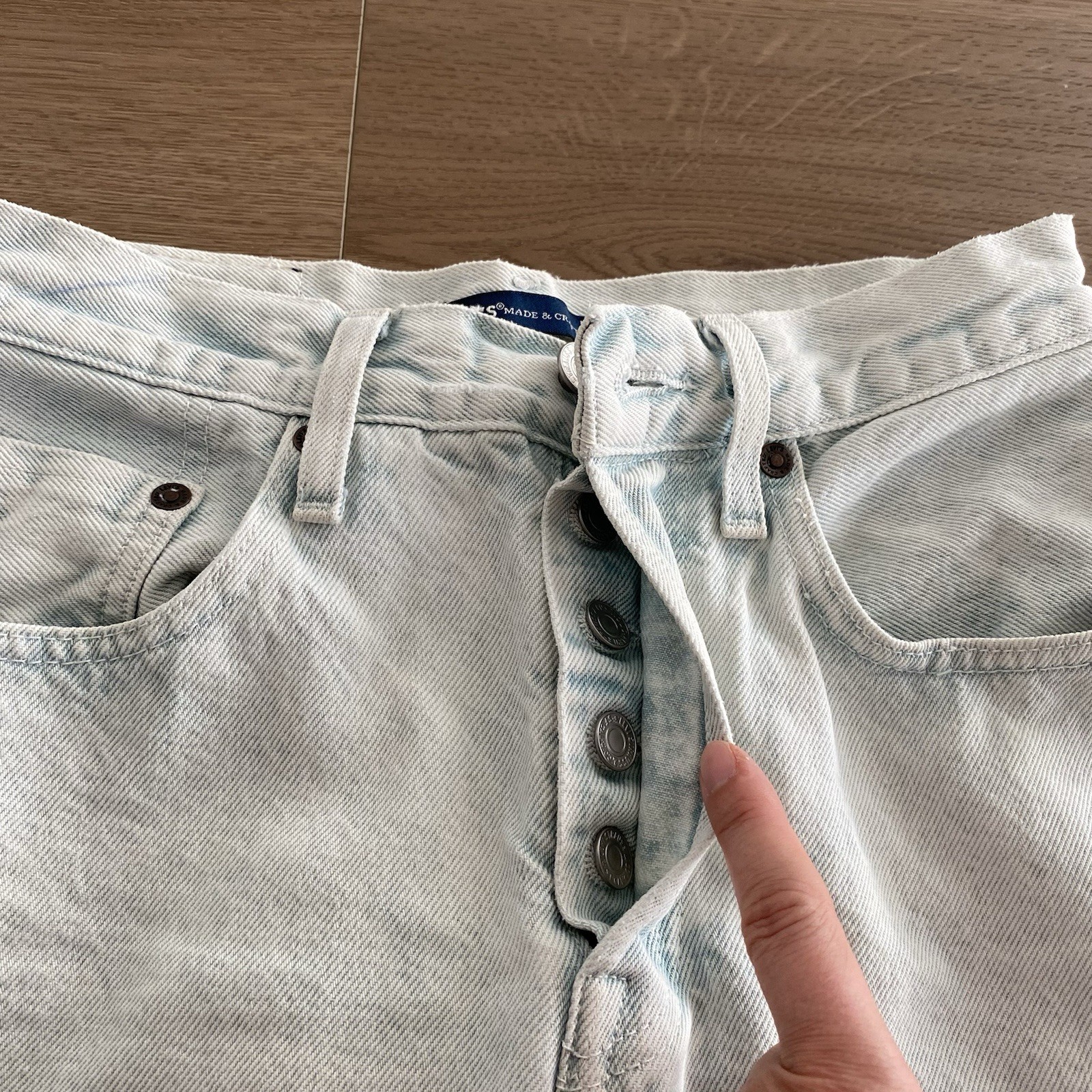 MADE & CRAFTED LEVI'S 501 ORIGINAL Light Wash Unisex Size 24/32 thumbnail 3