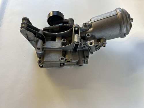 BMW E34 520i E36 320i Oil Filter Housing - Picture 3 of 4