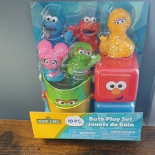 Sesame Street 10 Piece Bath Play Set Finger Puppets Squirters Rinse Cups