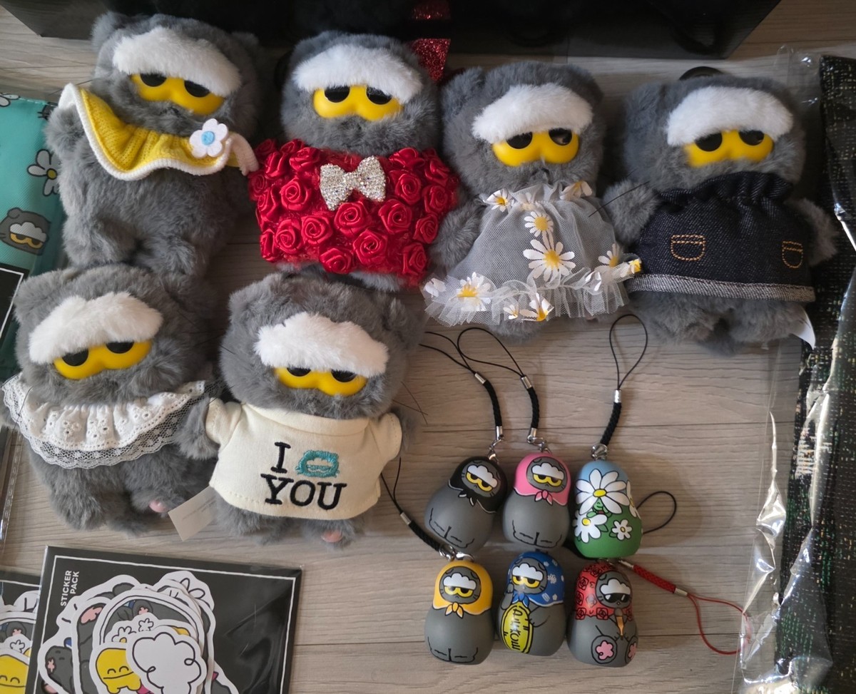 US Seller) G-Dragon Zoa Line Friends pop up merch Lucky Shop Zo&