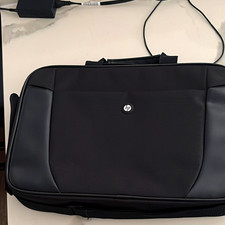 HP 15 in Black Nylon Padded Solid Shoulder/Messenger Laptop Bag