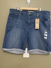 Levi's Shaping Bermuda Shorts Mid Rise NWT Size 24 W