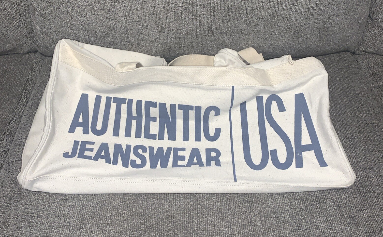 Vintage County Seat White Canvas Jeanswear Duffle Bag 22x11x11 Preowned