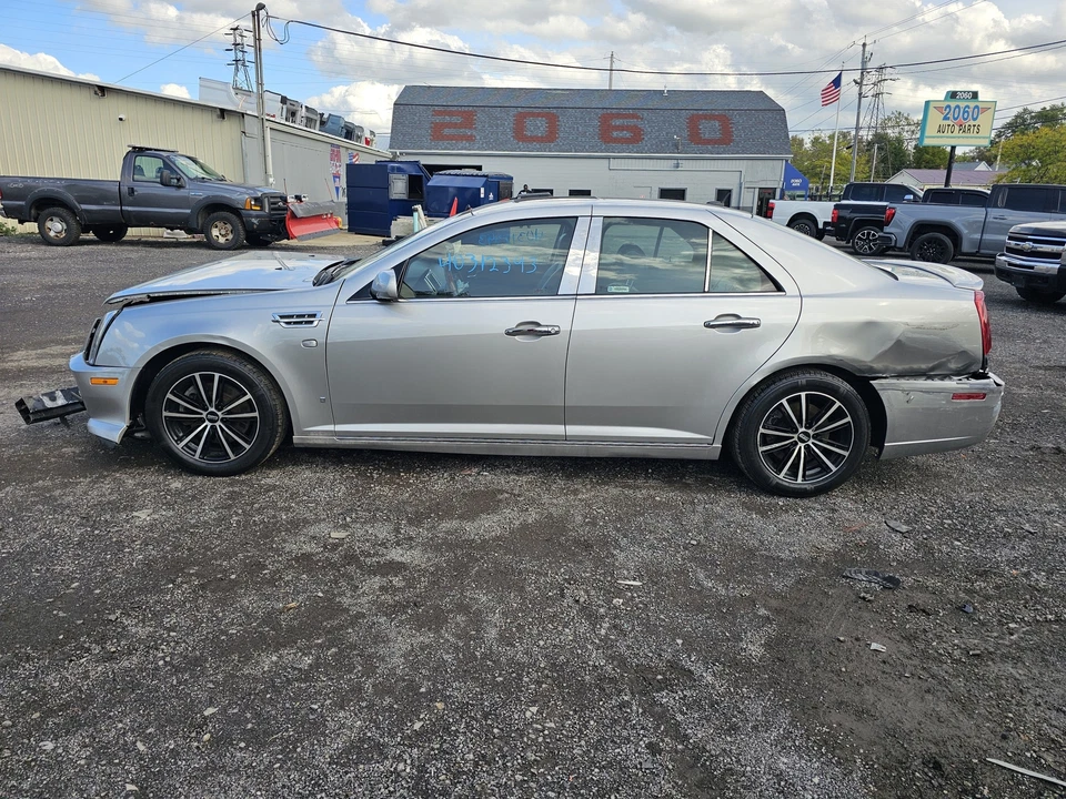 Used Differential Carrier Assembly fits: 2008 Cadillac Sts Rear AT Base 3.23 rat - Image 4 of 4