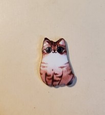 Brown Sitting Cat Magnetic Needle Minder Cross Stitch Embroidery