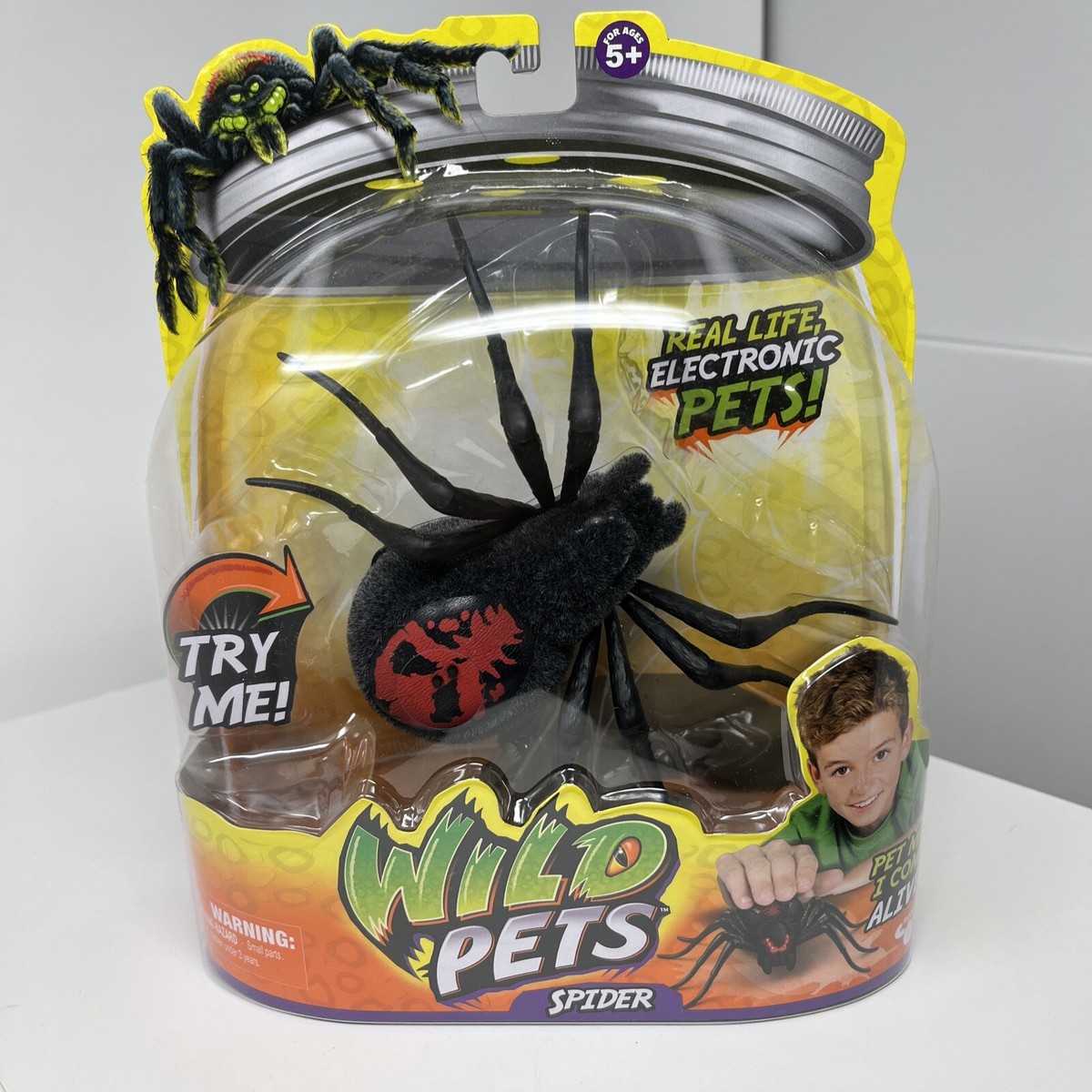 Wild Pets Tarantula SPIDER Black Crawling Red Skull Battery