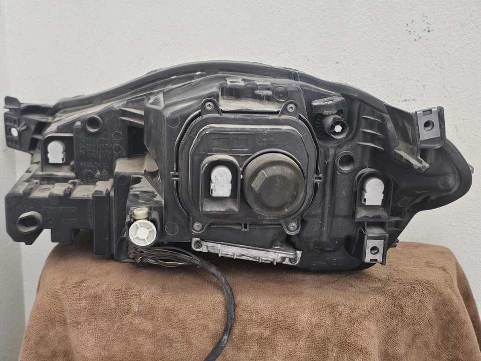 2010-2015 JAGUAR XJ XJL X351 RIGHT COMPLETE NON AFS HID HEADLIGHT OEM - Image 3 of 4