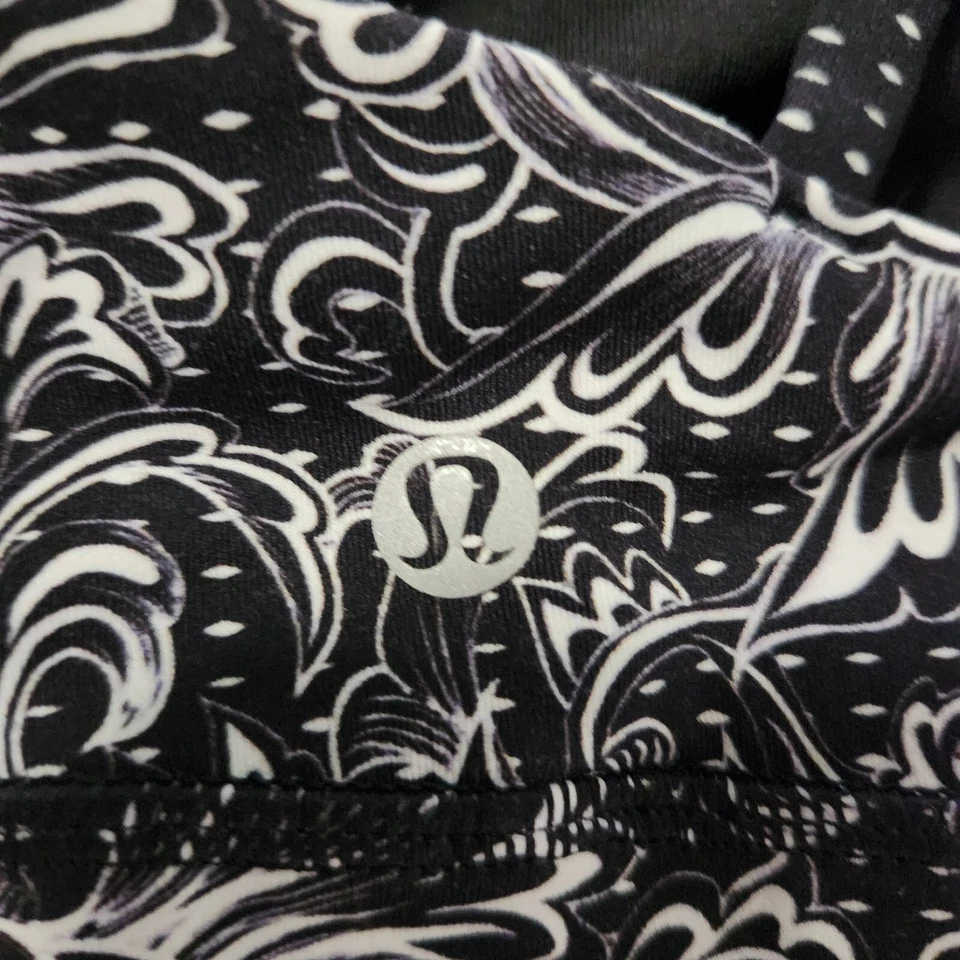 LULULEMON Energy Bra Infinity Energy Alpine White Black Floral, Women's Size 6 - Image 4 of 4