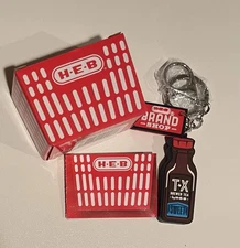 H-E-B Brand Shop Key Chain TX Brewed Sweet Tea By HEB Keychain Open Box