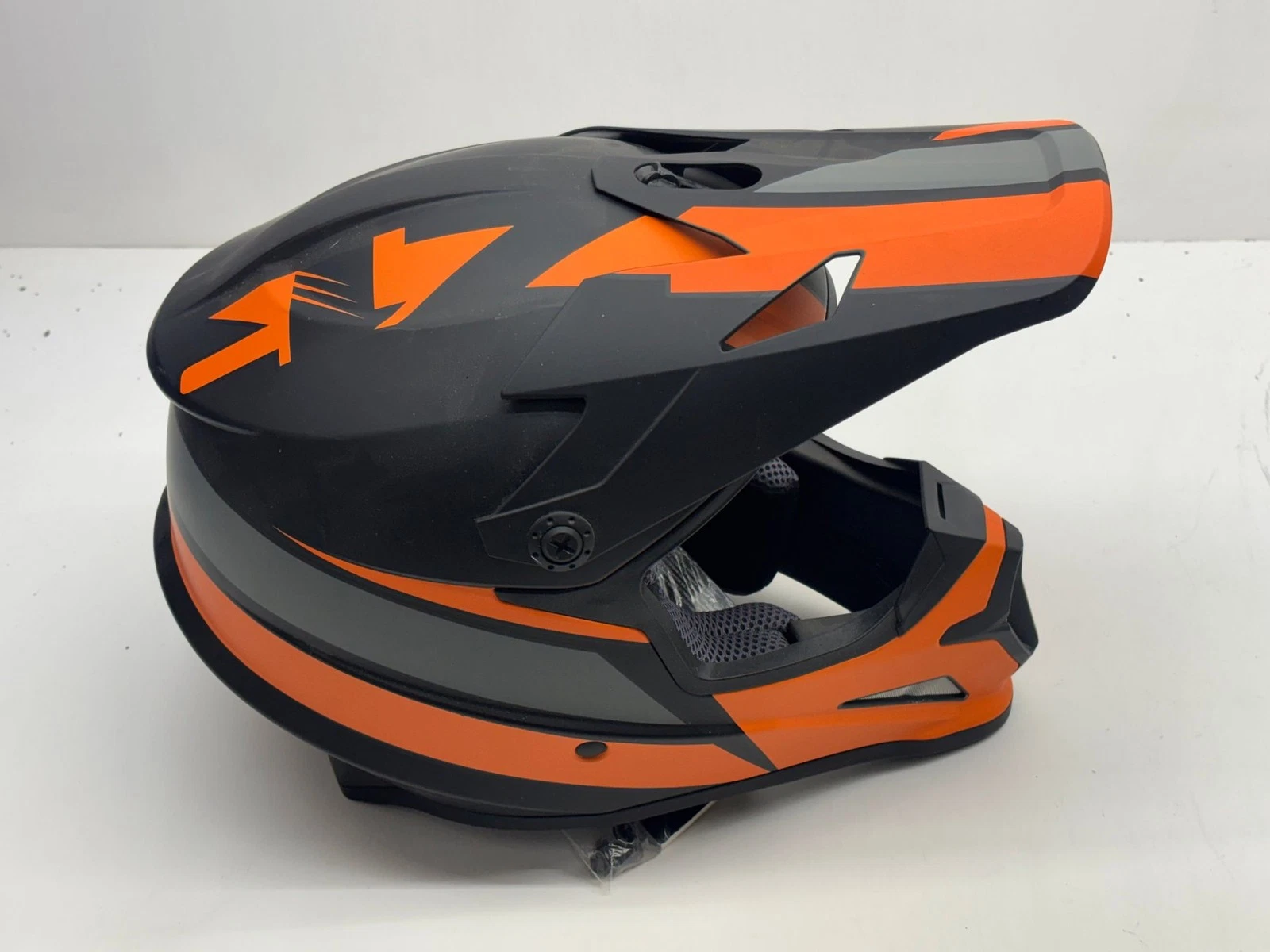 New Z1R Youth Helmet Medium Black Orange YM Riding Head Protection Gear MX