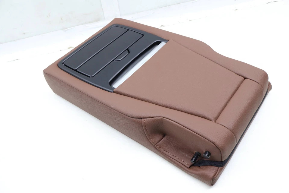 2014-2018 BMW X5 - ASSENTO TRASEIRO Apoio de braço/suporte CUP (centro) 7353228 - Imagem 2 de 4