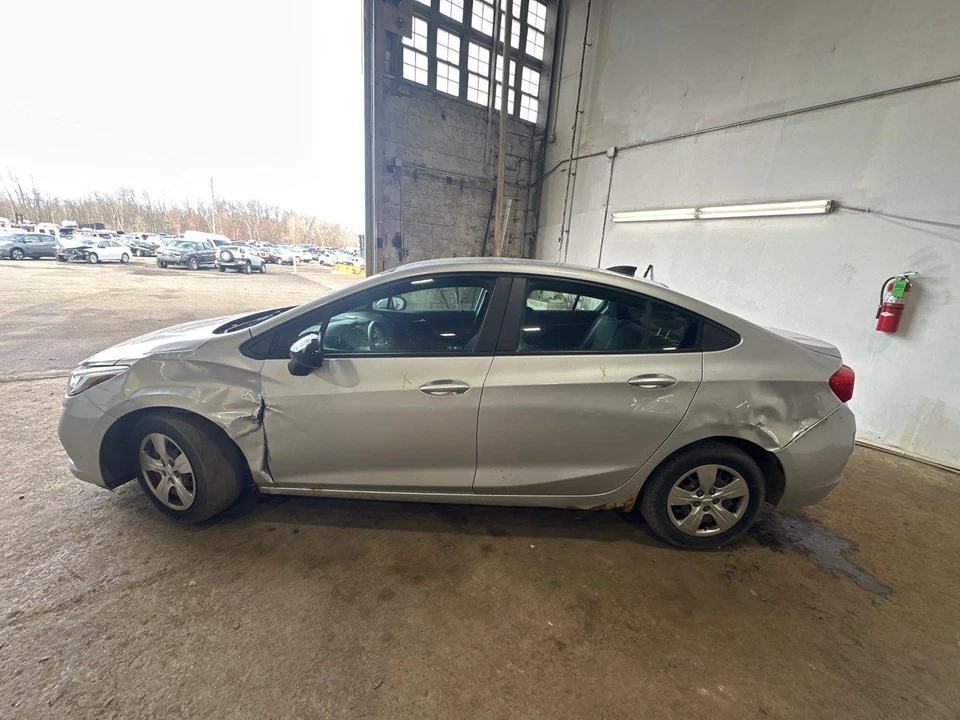 16 17 18 19 CHEVY CRUZE Alternator - Image 4 of 4