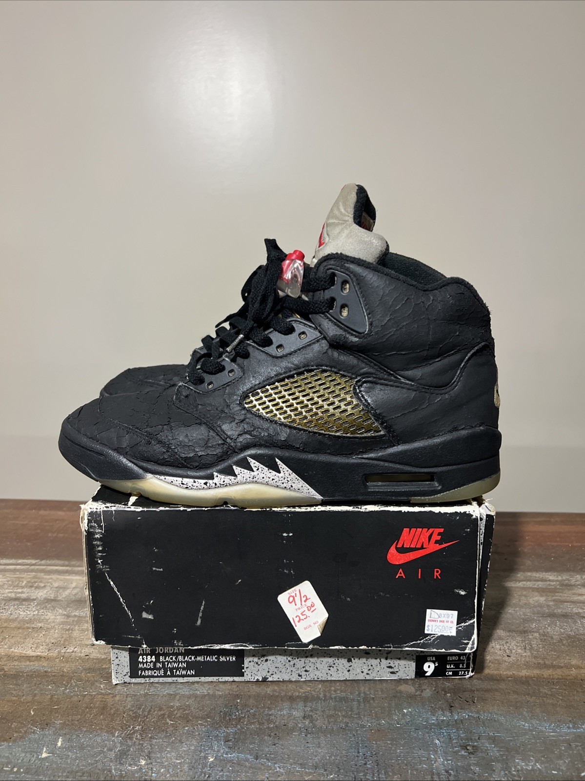 Nike Air Jordan 5 1990 Black Metallic Original🦄 Size 9.5 Vintage Sneakers Rare image 2
