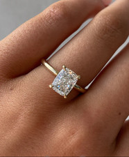 Diamond Women Engagement IGI 2.10 Ct Lab Grown 18k Yellow Gold Ring Cushion Cut
