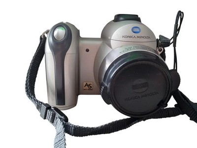 Konica Minolta GT35  Digital Camera 4.0 Mega Pixels      Tested