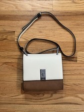 Bolso Bandolera de Cuero Calvin Klein Bloques de Color Blanco Marrón Taupe Cartera
