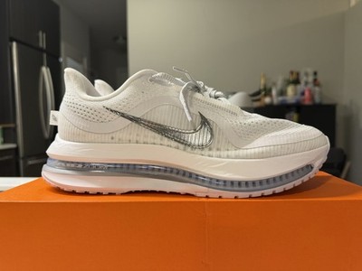 Nike Air ZOOM Pegasus Premium White Metallic Silver Low Top Mesh Sneaker