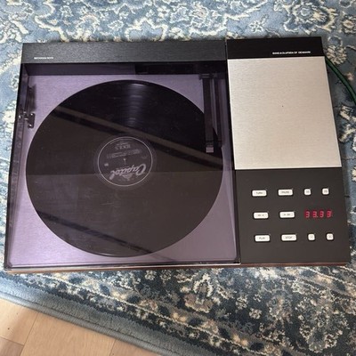 Bang Olufsen Beogram 8002 Tangential Turntable Rosewood Quartz
