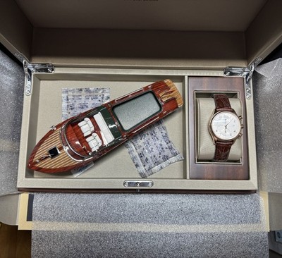 FREDERIQUE CONSTANT RUNABOUT CHRONOGRAPH FC-393RM5B4 Wrist Watch Swiss Made