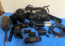 CLEAN -A Canon XL-H1S, 20x Zoom XL IS-III 5.4-108mm, Bat's, Chgr  Porta Brace