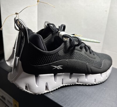 Reebok Zig Dynamica Women's Sneakers, Black/White, Size 8 (100208880) With Box