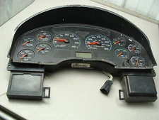 INTERNATIONAL INSTRUMENT CLUSTER 3576990C98 POLLAK P/N 32278 (MISSING COVER)