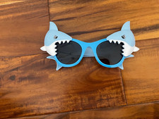 BOYS KIDS SHARK SUNGLASSES blue  white CUTE boat  beach SUN PROTECTOR